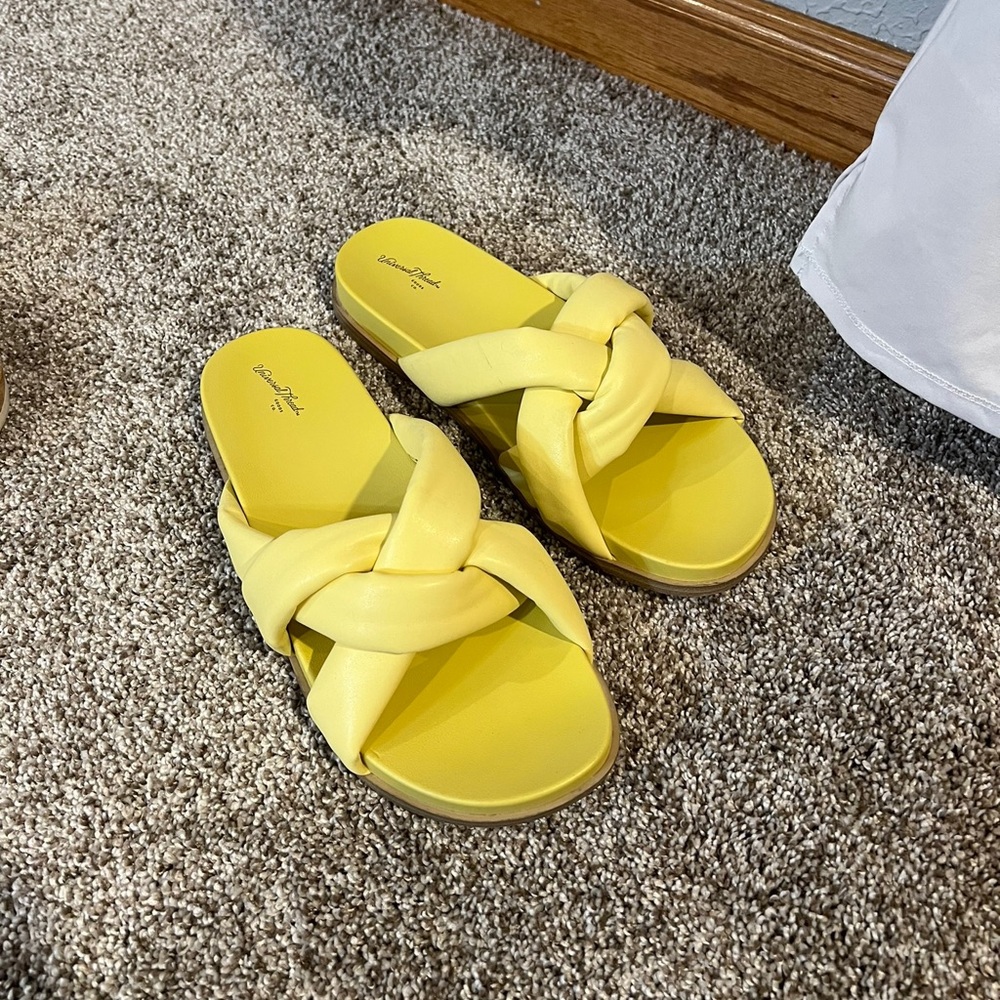 Women’s sandals